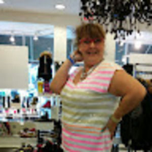 Meet your Posher, Annette